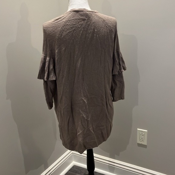 Express sweater - Picture 3 of 3